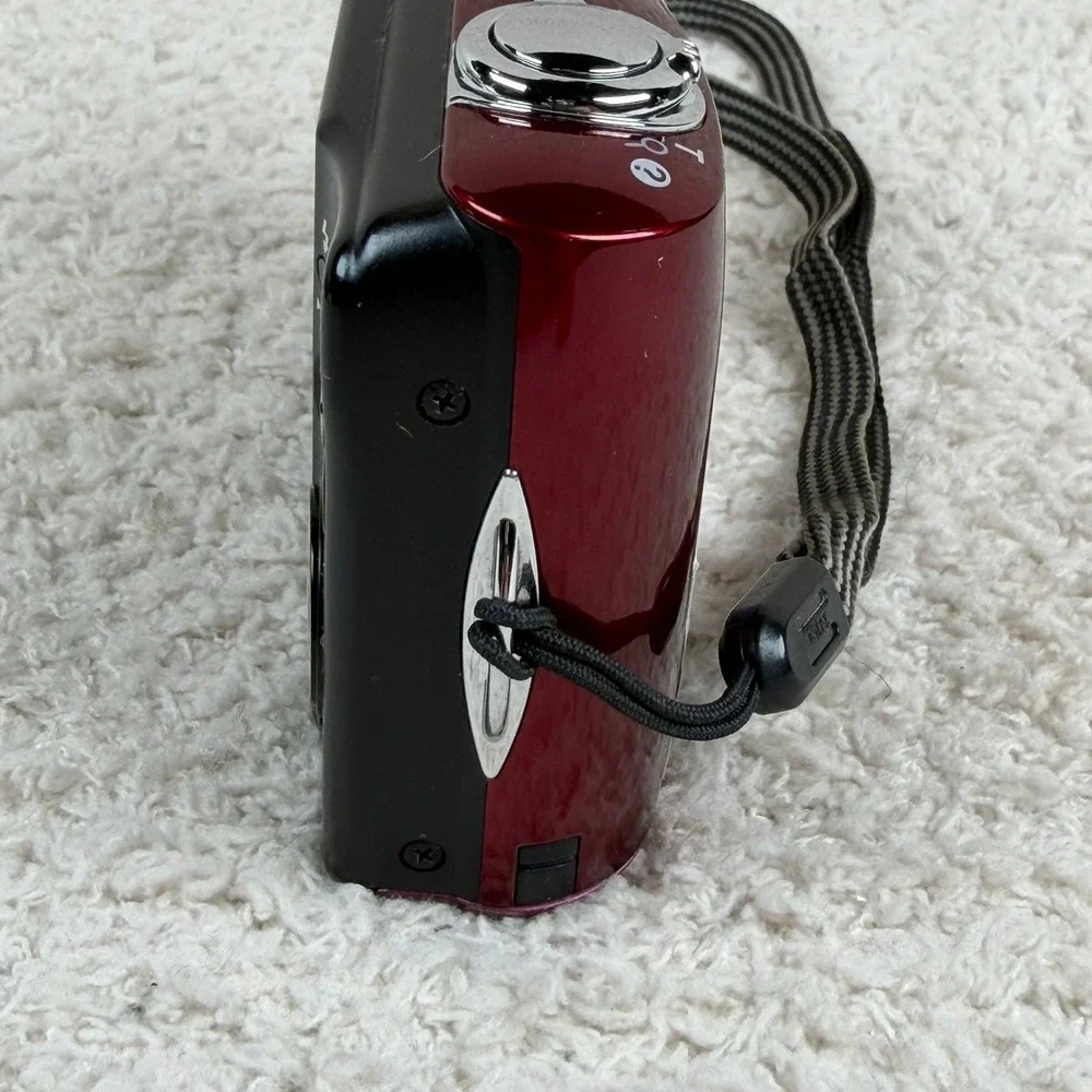 Nikon Coolpix L22 12.0MP Digital Camera Red Bundle with Box Case SD Card Works